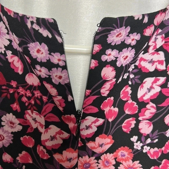 KENSIE pink chiffon,faux wrap,floral, puffy sleeve dress,sz 2, surplice,fairy - Picture 12 of 15